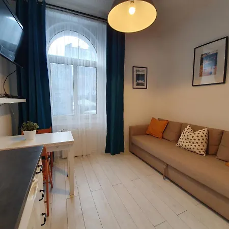 Bursztynek Apartament 公寓 *
